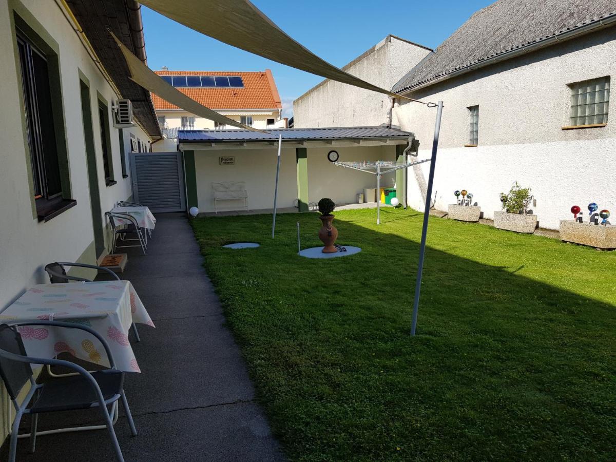 Pension Thalhammer - Adults Only Nur Erwachsene Подерсдорф-ам-Зе Екстер'єр фото